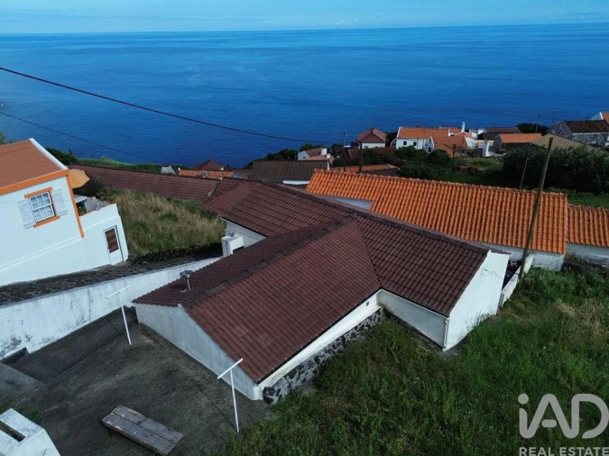 Moradia T1 para Venda em Ribeiras Foto 12