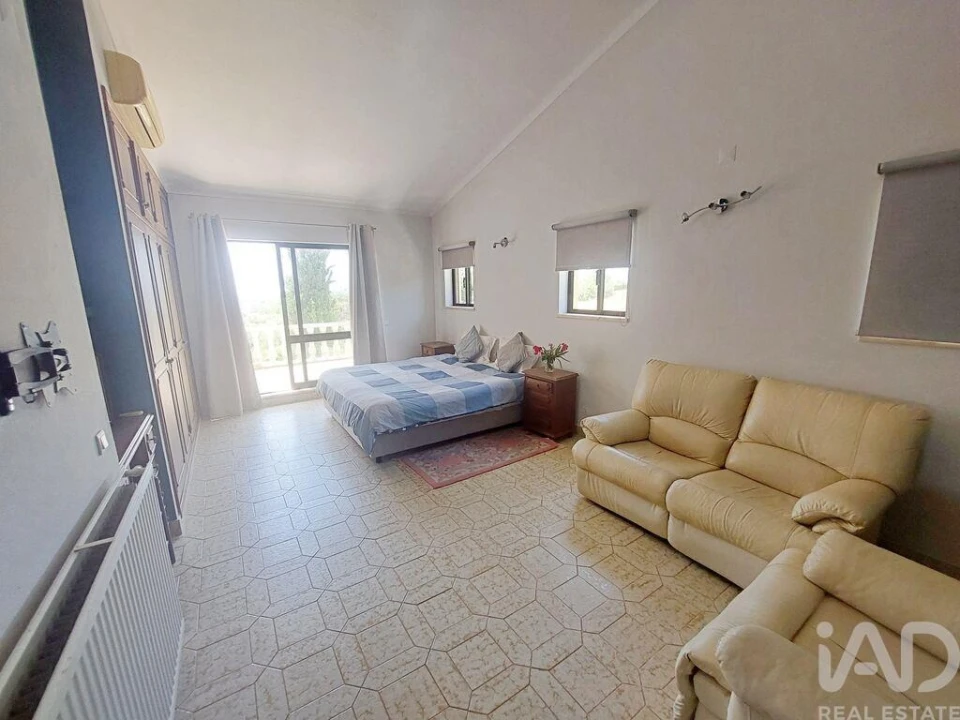Moradia T4 para Venda em Boliqueime Foto 17