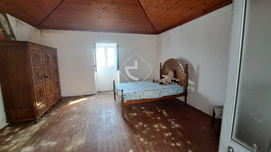 Moradia T3 para Venda em Rio Frio Foto 6