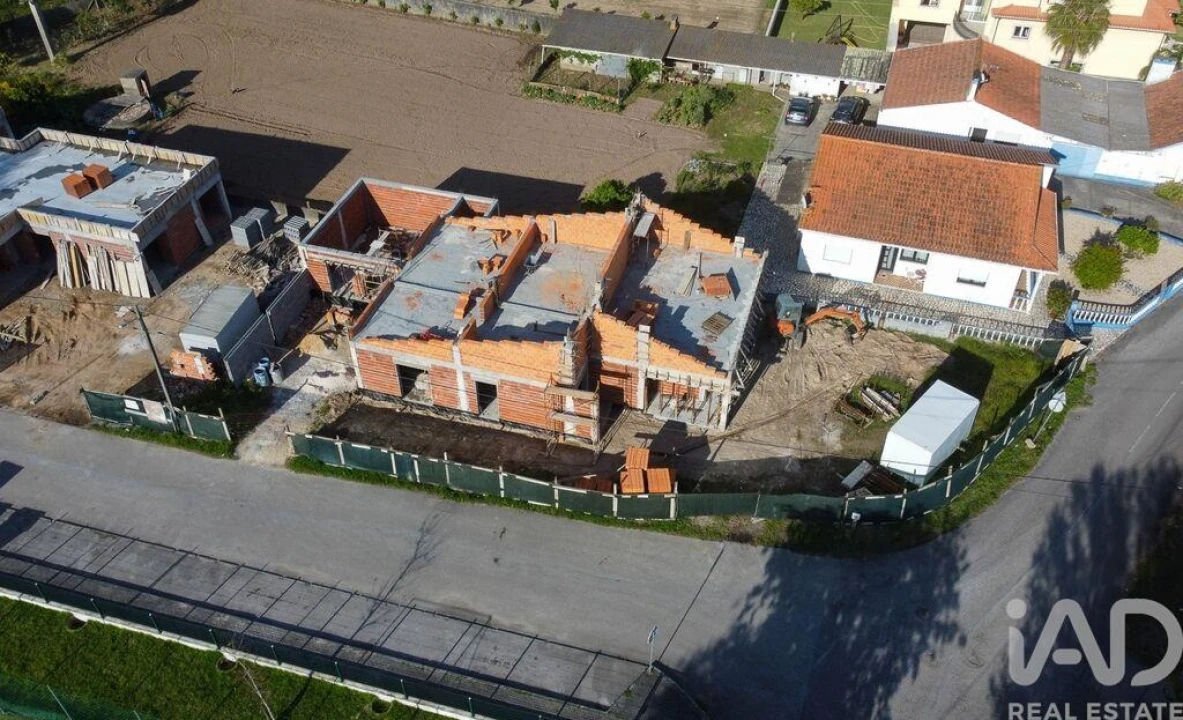 Moradia T3 para Venda em Monte Real e Carvide Foto 24