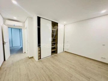 Apartamento T2 para Venda em Almancil