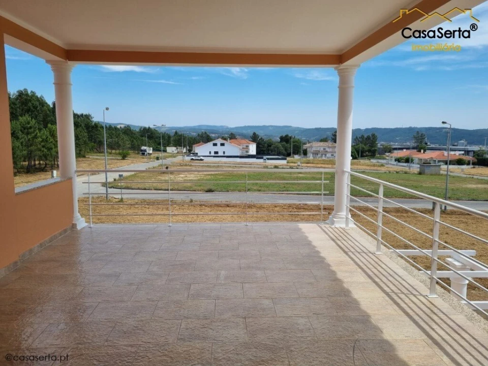 Moradia T4 para Venda em Sertã Foto 6