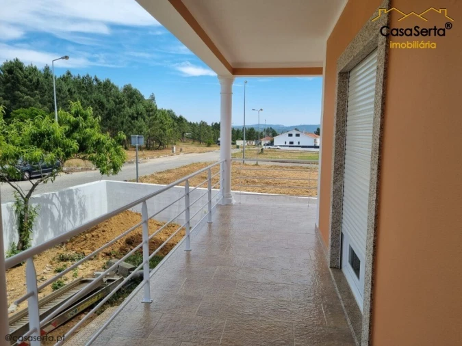 Moradia T4 para Venda em Sertã Foto 7