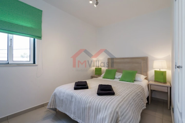 Moradia T5 para Venda em Estômbar e Parchal Foto 19