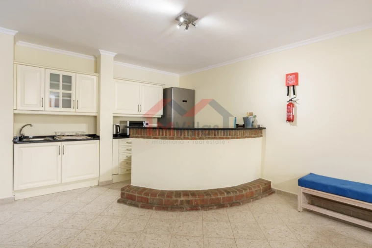 Moradia T5 para Venda em Estômbar e Parchal Foto 22