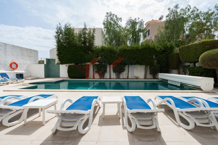 Moradia T5 para Venda em Estômbar e Parchal Foto 30