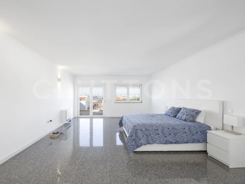 Moradia T3 para Venda em Ferragudo Foto 18