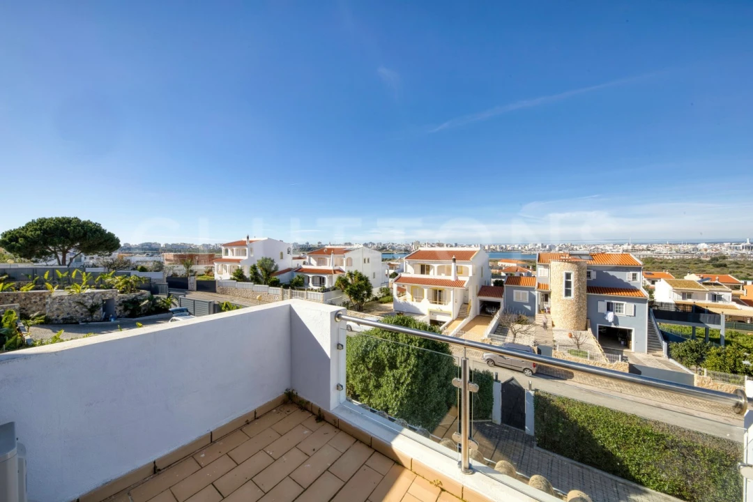 Moradia T3 para Venda em Ferragudo Foto 23