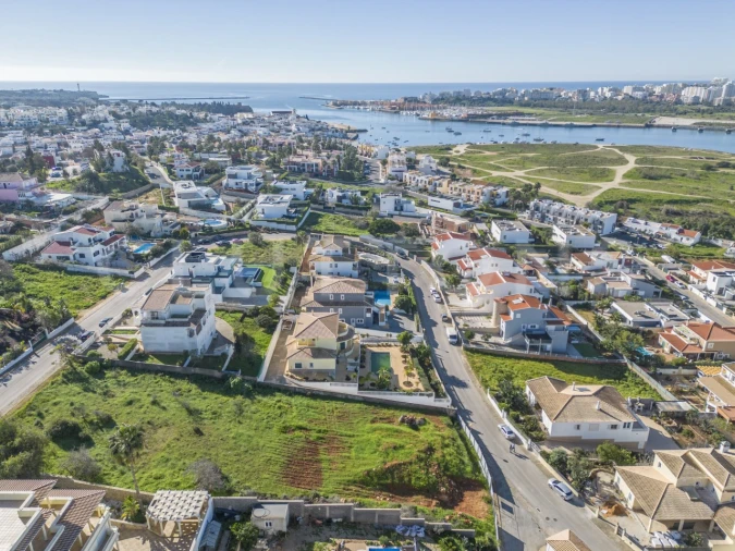 Moradia T3 para Venda em Ferragudo Foto 2