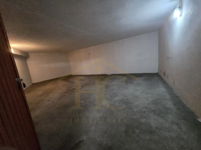 Garagem para Venda em Póvoa de Varzim, Beiriz e Argivai Foto 7