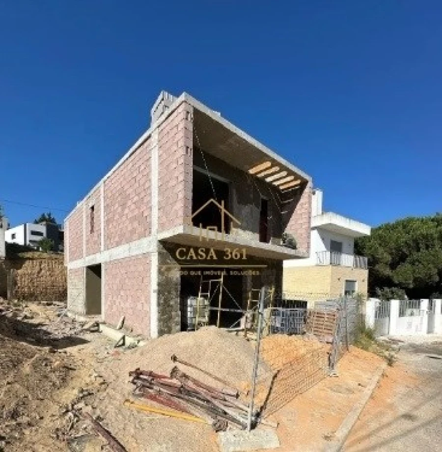 Moradia T3 para Venda em Alhandra, São João dos Montes e Calhandriz Foto 3