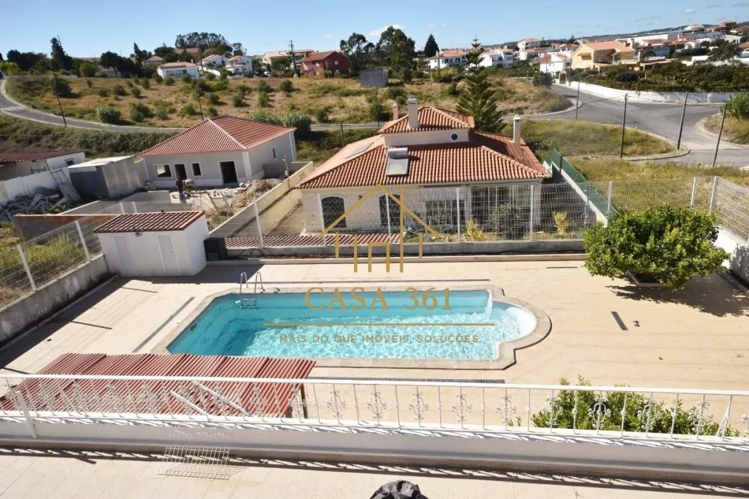 Moradia T4 para Venda em Vila Franca de Xira Foto 35