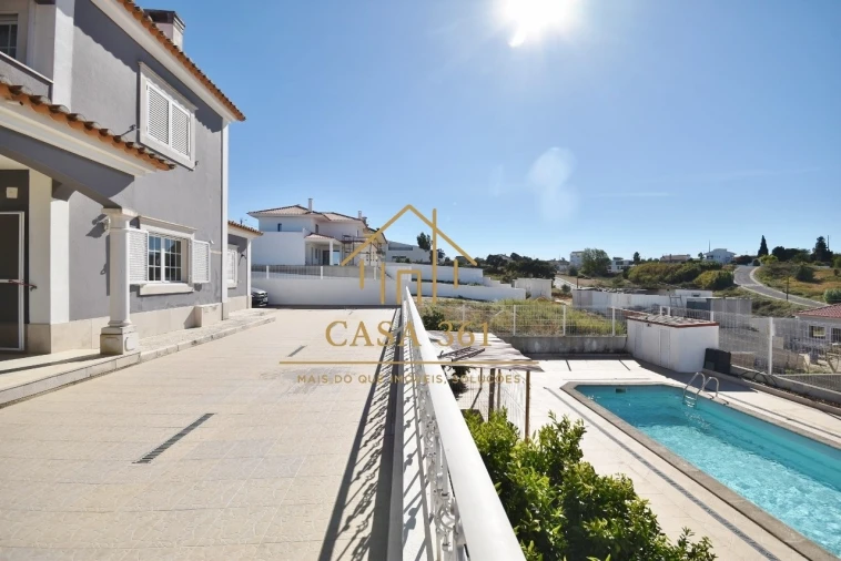 Moradia T4 para Venda em Vila Franca de Xira Foto 5