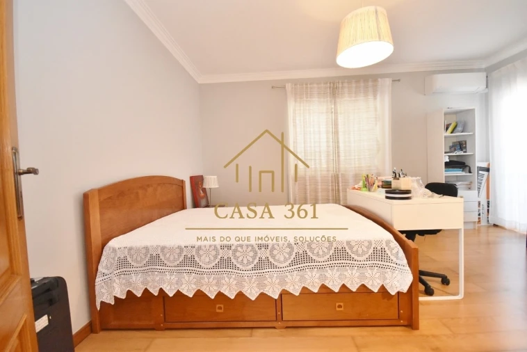 Moradia T4 para Venda em Vila Franca de Xira Foto 37