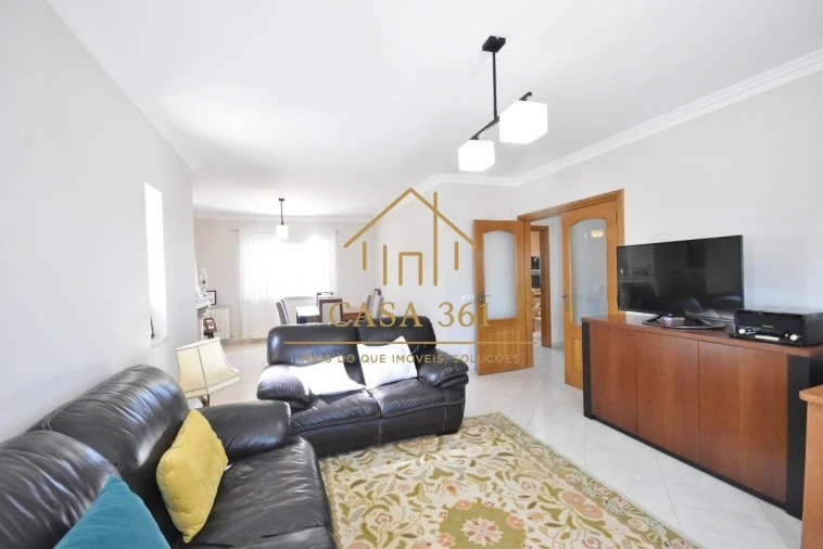 Moradia T4 para Venda em Vila Franca de Xira Foto 10