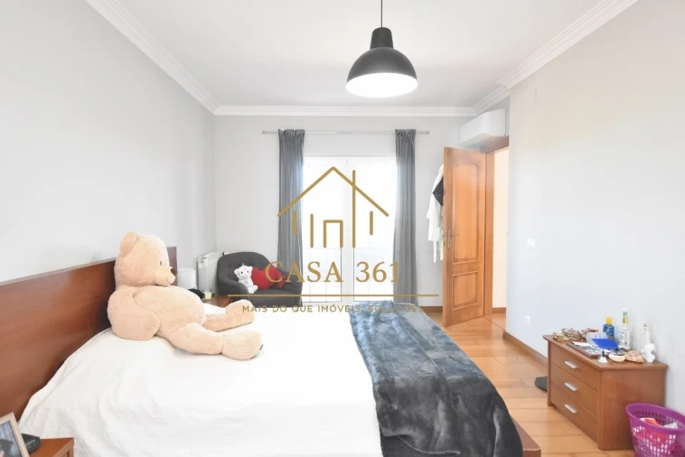 Moradia T4 para Venda em Vila Franca de Xira Foto 40