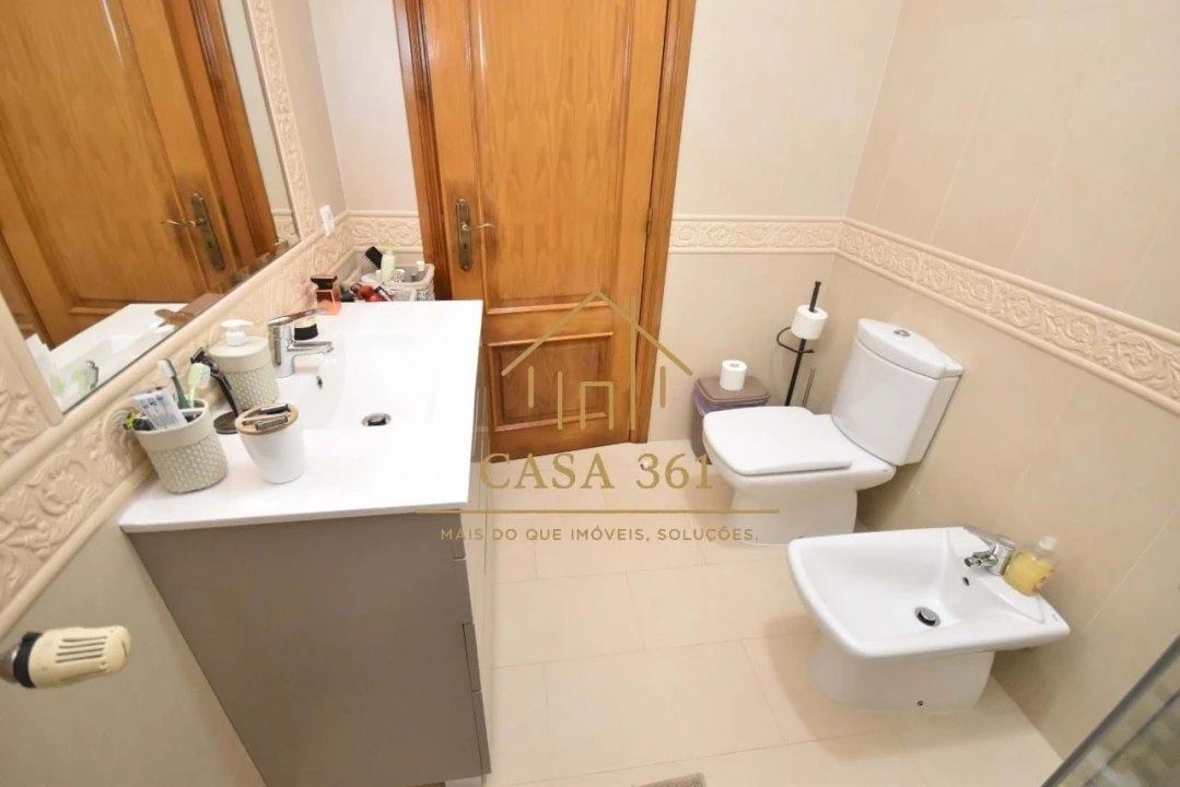 Moradia T4 para Venda em Vila Franca de Xira Foto 32