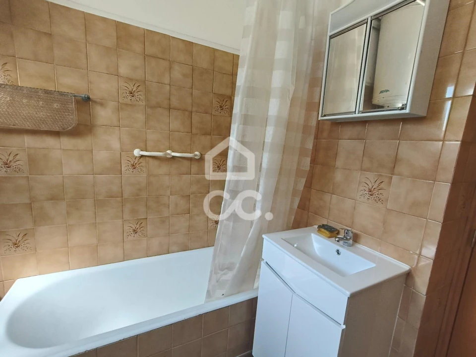 Apartamento T2 para Venda em Aguas Santas Foto 18