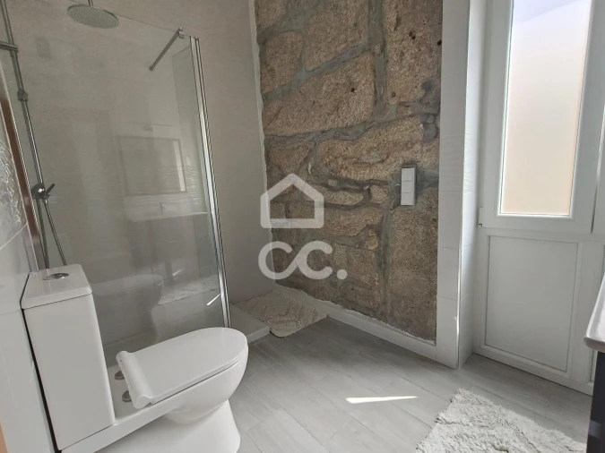 Apartamento T2 para Venda em Aguas Santas Foto 16