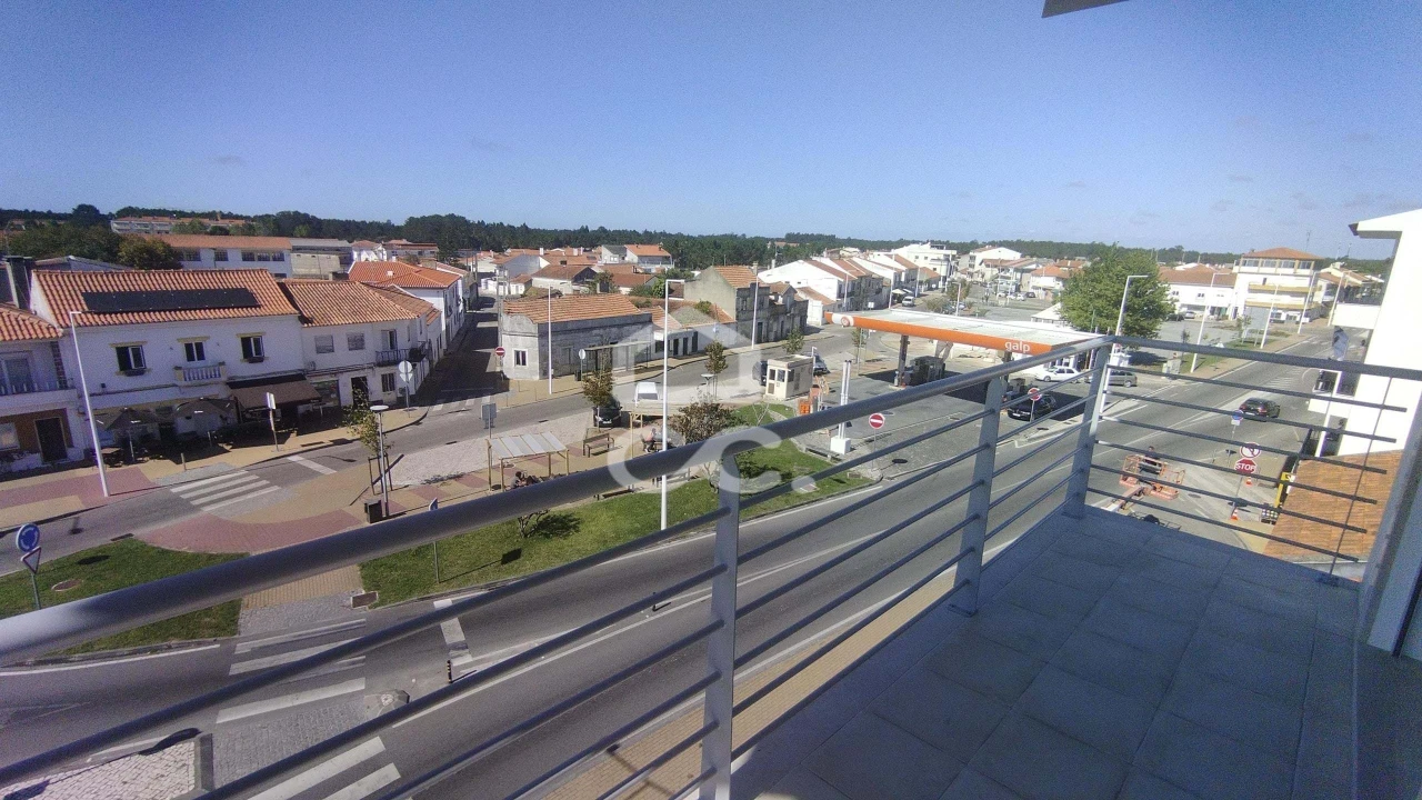 Apartamento T2 para Venda em Pataias e Martingança Foto 1