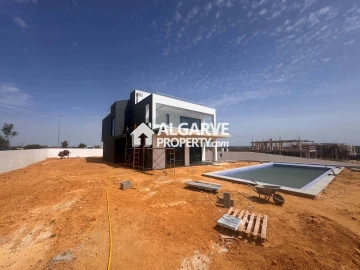 Moradia T4 para Venda em Silves