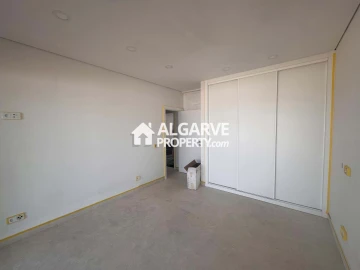 Moradia T4 para Venda em Silves