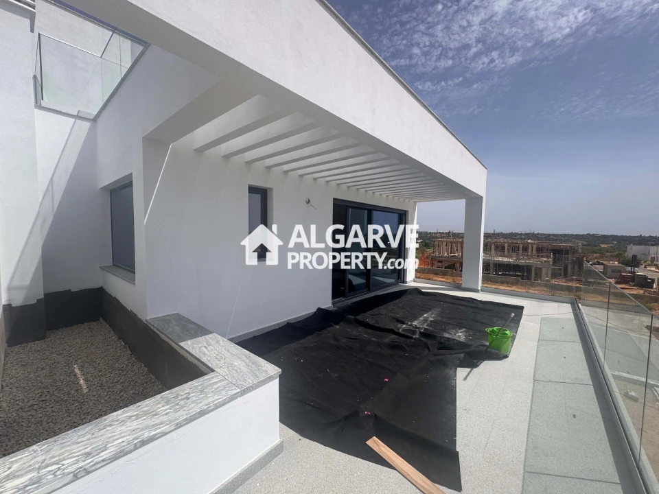 Moradia T4 para Venda em Silves Foto 5