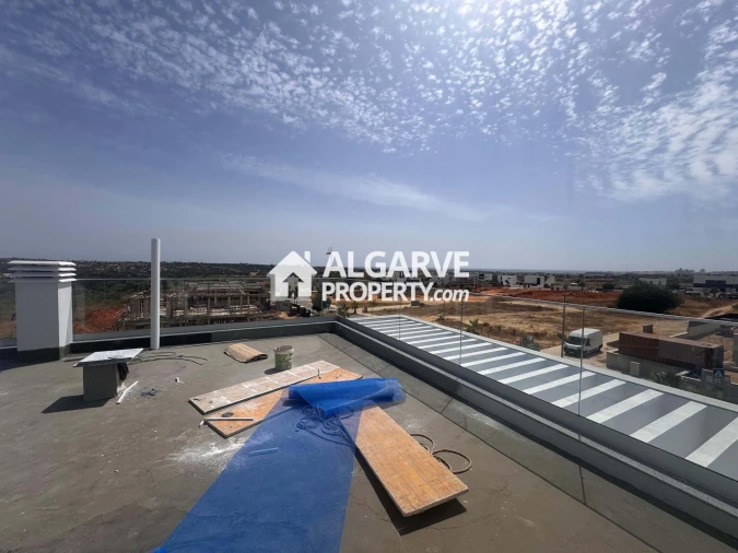 Moradia T4 para Venda em Silves Foto 4