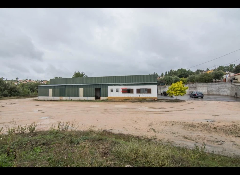 Armazém para Venda em Seiça Foto 1