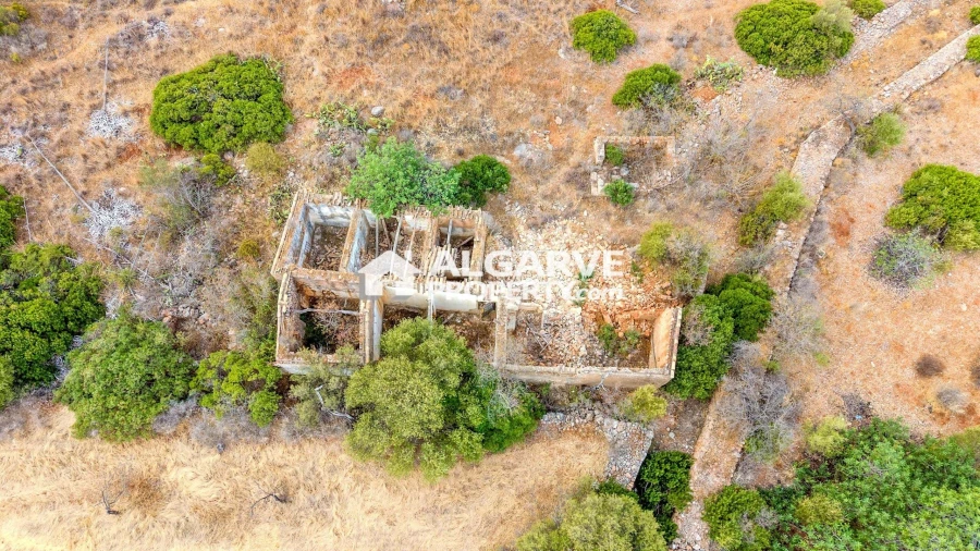 Terreno para Venda em Santa Barbara de Nexe Foto 12