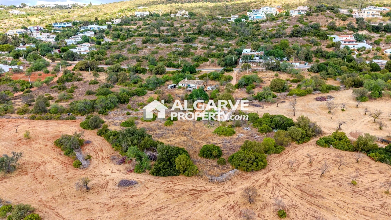 Terreno para Venda em Santa Barbara de Nexe Foto 17