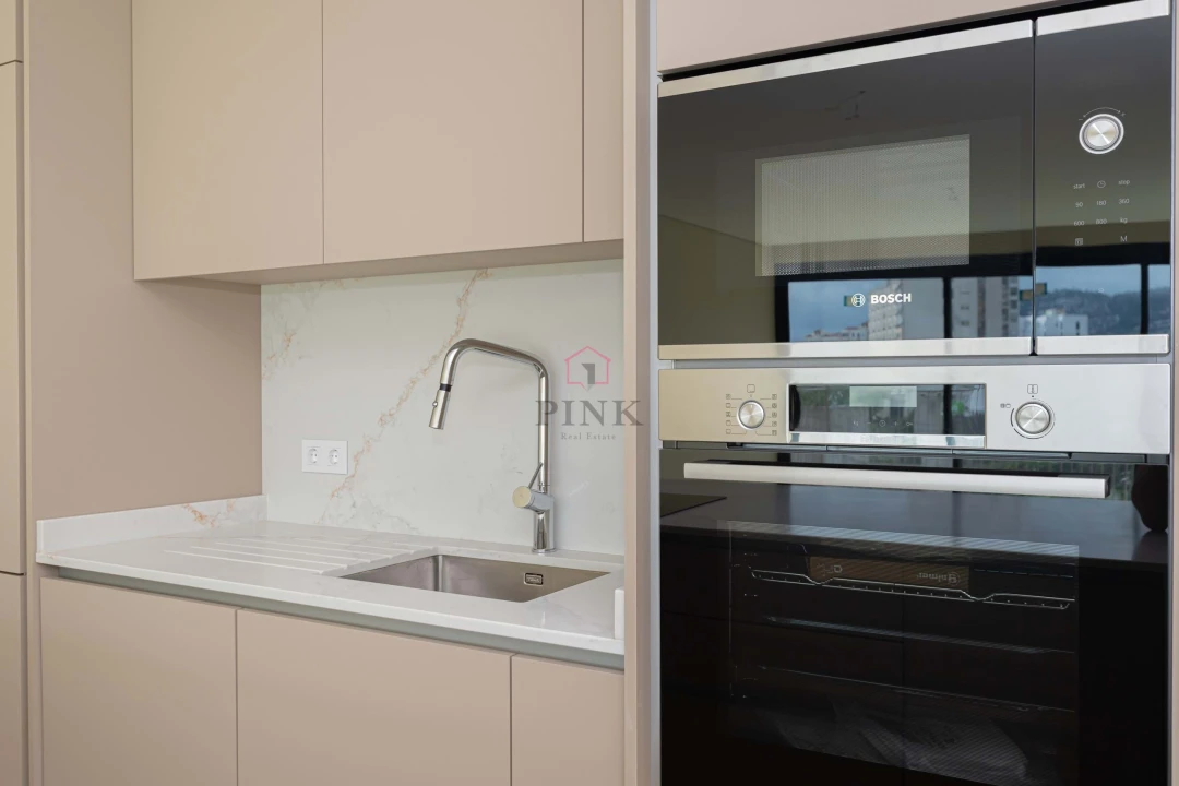 Apartamento T3 para Venda em São Martinho Foto 7