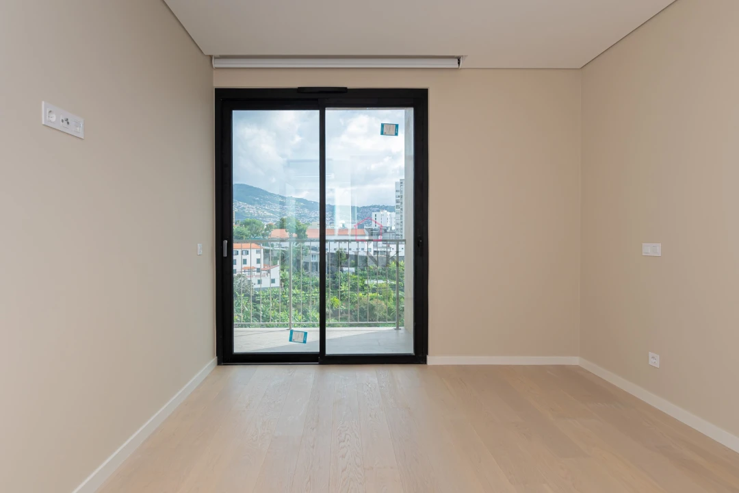 Apartamento T3 para Venda em São Martinho Foto 19