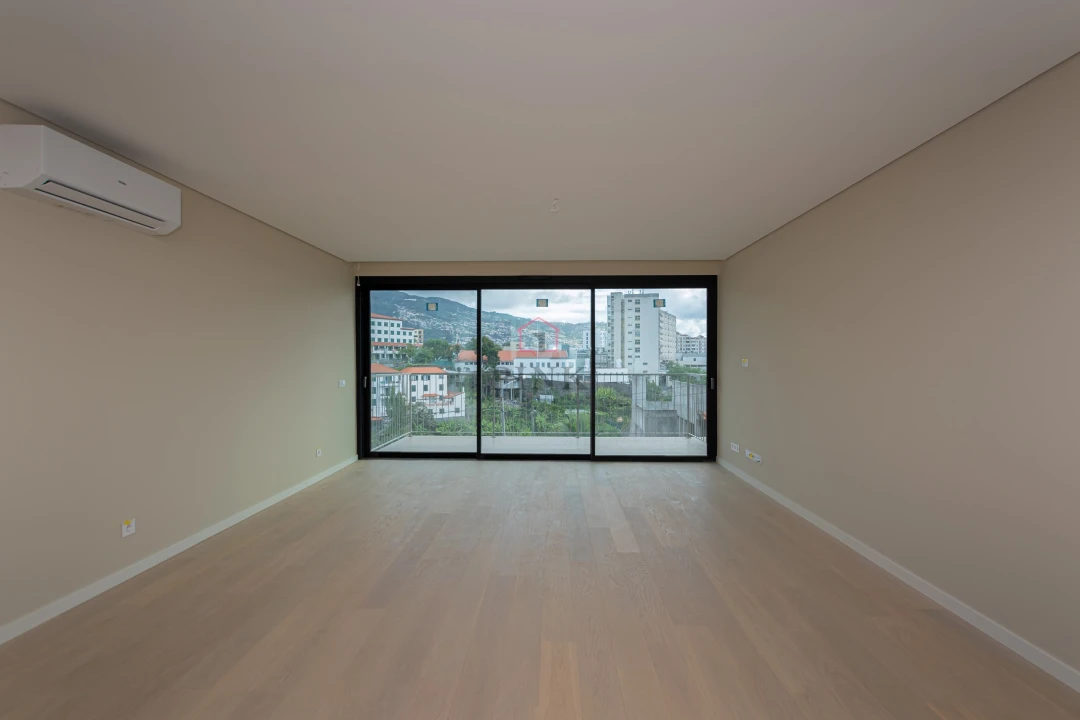 Apartamento T3 para Venda em São Martinho Foto 10
