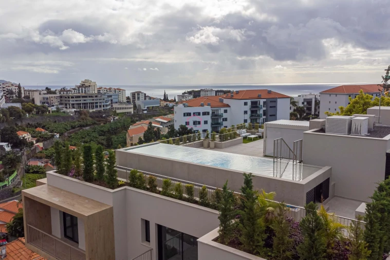 Apartamento T3 para Venda em São Martinho Foto 52