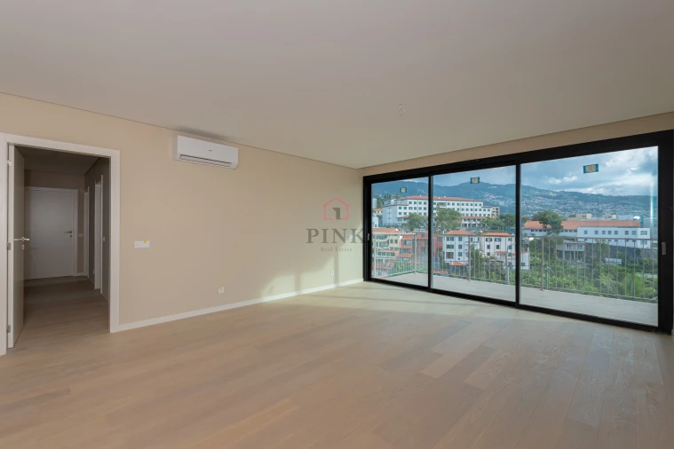Apartamento T3 para Venda em São Martinho Foto 14