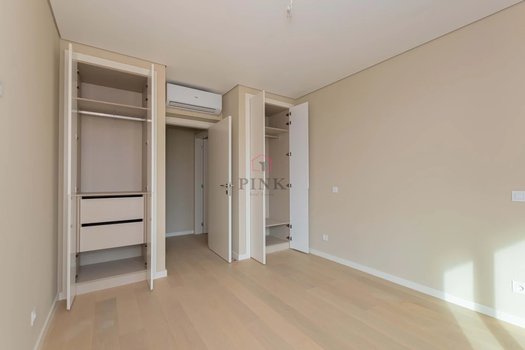 Apartamento T3 para Venda em São Martinho Foto 25