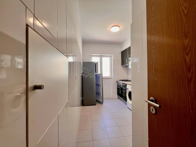 Apartamento T2 para Venda em Moscavide e Portela Foto 18