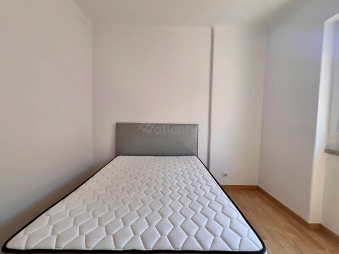 Apartamento T2 para Venda em Moscavide e Portela Foto 9
