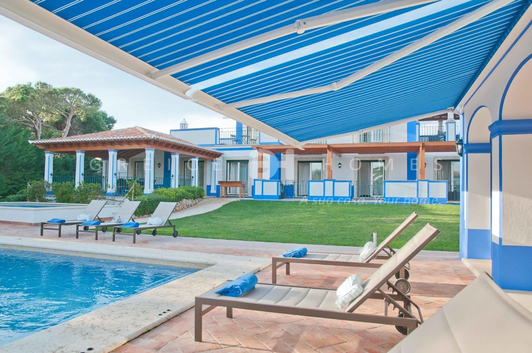 Moradia T5 para Arrendamento férias em Albufeira e Olhos de Água Foto 10