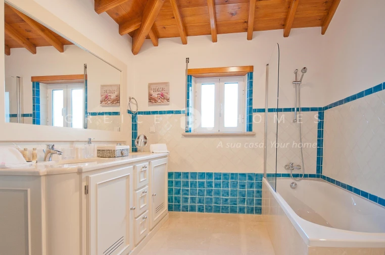 Moradia T5 para Arrendamento férias em Albufeira e Olhos de Água Foto 32