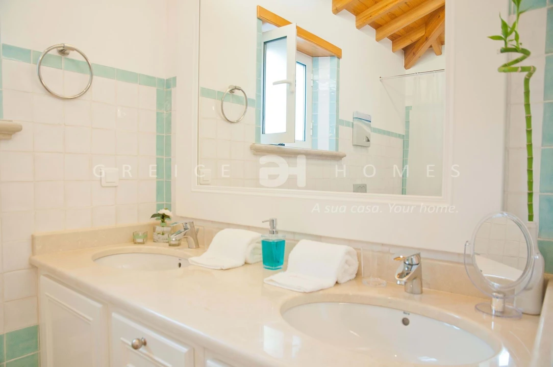 Moradia T5 para Arrendamento férias em Albufeira e Olhos de Água Foto 28