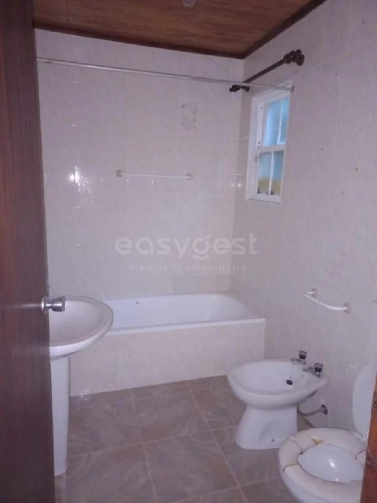 Moradia T2 para Venda em Topo (Nossa Senhora do Rosario) Foto 5