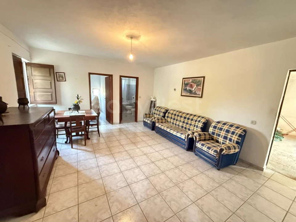 Moradia T4 para Venda em Urros e Peredo dos Castelhanos Foto 2