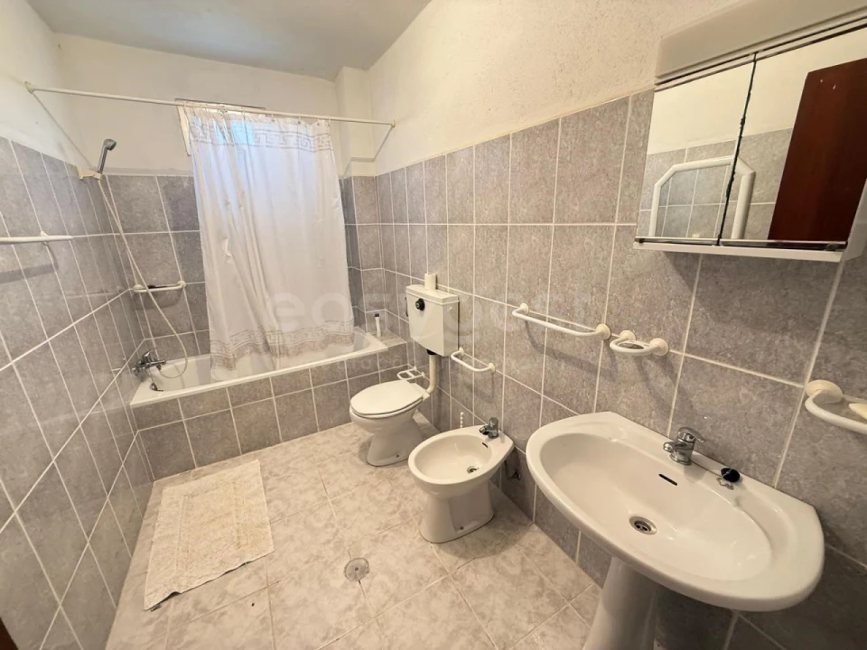 Moradia T4 para Venda em Urros e Peredo dos Castelhanos Foto 7