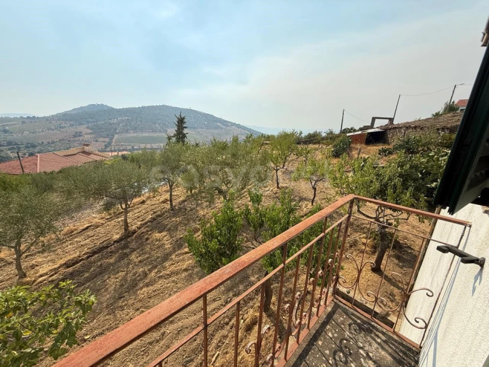 Moradia T4 para Venda em Urros e Peredo dos Castelhanos Foto 15