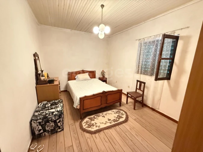 Moradia T4 para Venda em Urros e Peredo dos Castelhanos Foto 6