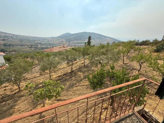 Moradia T4 para Venda em Urros e Peredo dos Castelhanos Foto 14