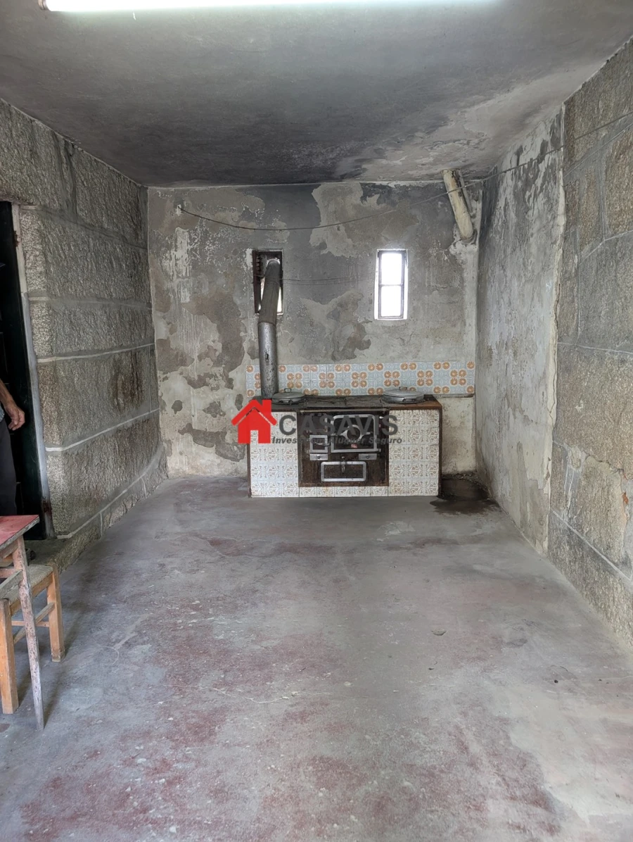 Quinta T4 para Venda em Lapa do Lobo Foto 21