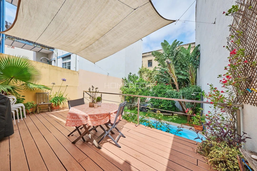 Apartamento T5 para Venda em Santo António Foto 28
